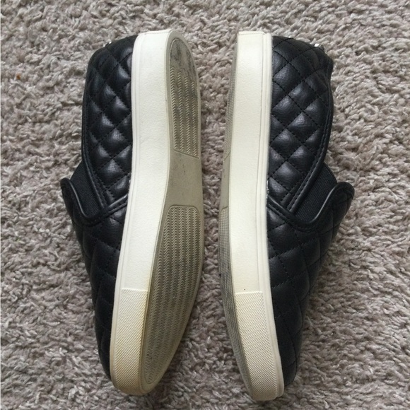 🔥🔥HOST PIC🔥🔥Steve Madden Quilted Loafers - Picture 11 of 11